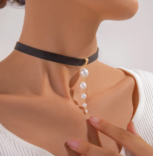 Choker Noir Perlé