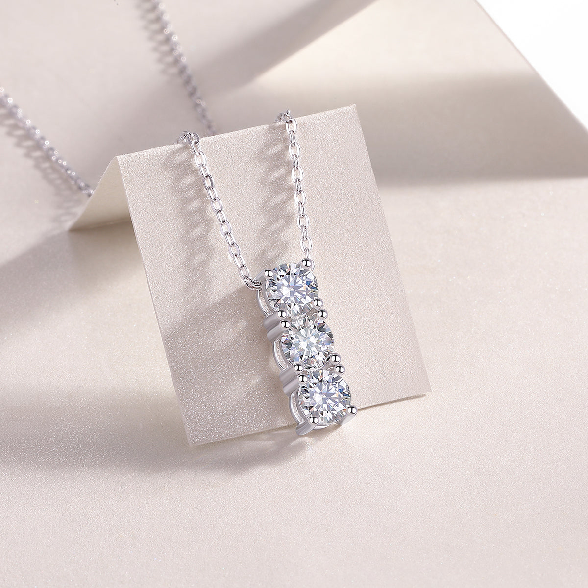 Collar de moissanita en plata S925