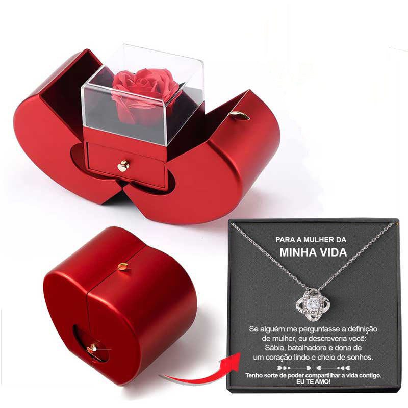 Rosa Eterna con Collar en Caja Creativa en Forma de Fruta – Regalo Romántico