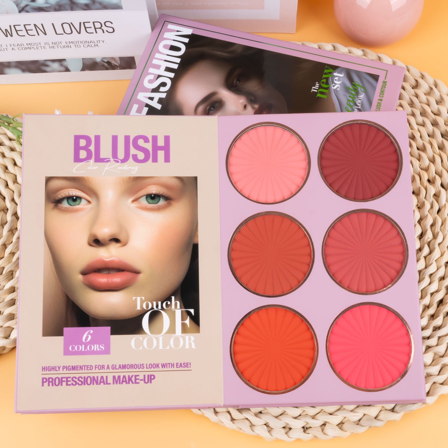 Paleta de Maquillaje URATM 67 Colores – Todo en Uno