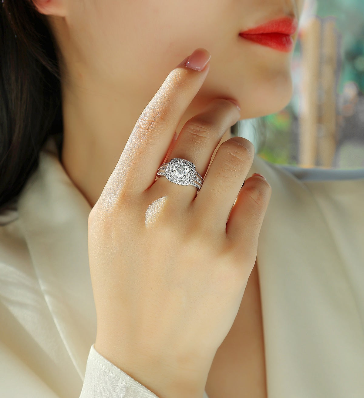 Anillo Moissanite 1ct en Plata S925 – Elegancia y Brillo Premium